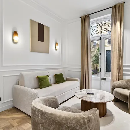 Elegante, Champs-elysees, Opera-monceau, Ac Paris