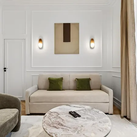 Elegante, Champs-elysees, Opera-monceau, Ac Apartment *