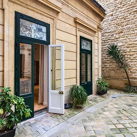 Elegante, Champs-elysees, Opera-monceau, Ac Apartment